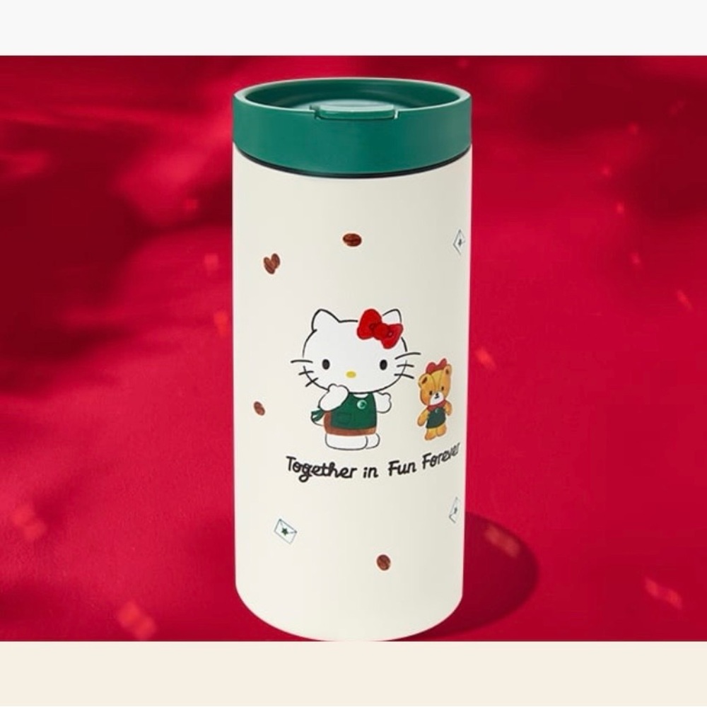 Starbucks x Hello Kitty Christmas Collection 32 oz Stainless Steel Tumbler